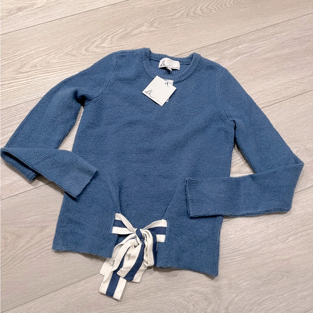 NWT dh New York front tie sweater sz XS